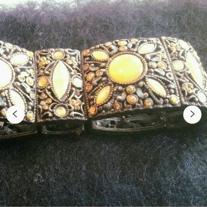 ISO- This is NOT for sale. I am looking for this